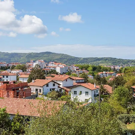 Biantenia B23 Avec Balcon Et Parking Sur Les Hauteurs Apartment Hendaye